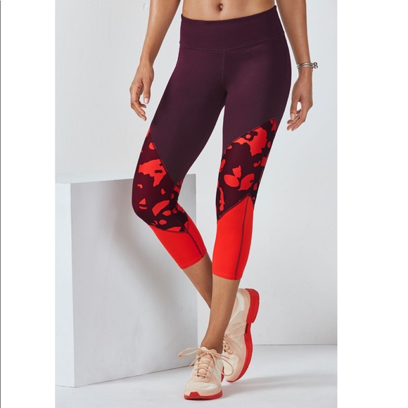 Fabletics Pants - Fabletics Brogan Capri size XL